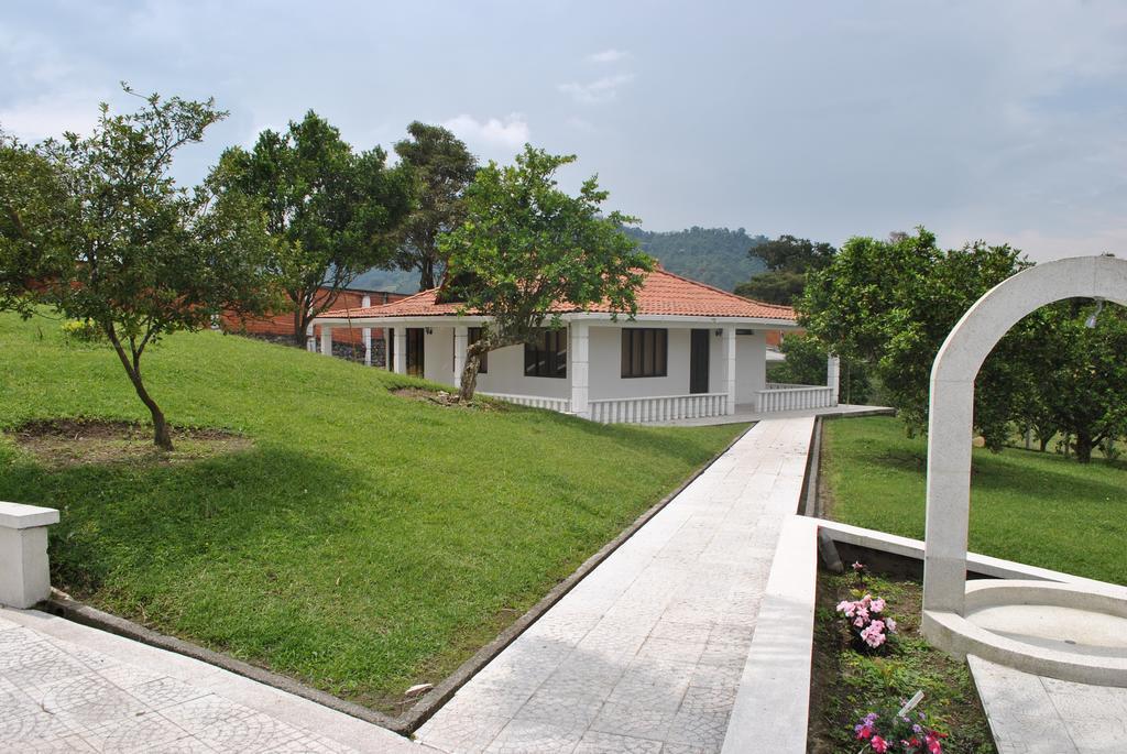 Hostal Don Bernardo Santa Rosa De Cabal Εξωτερικό φωτογραφία