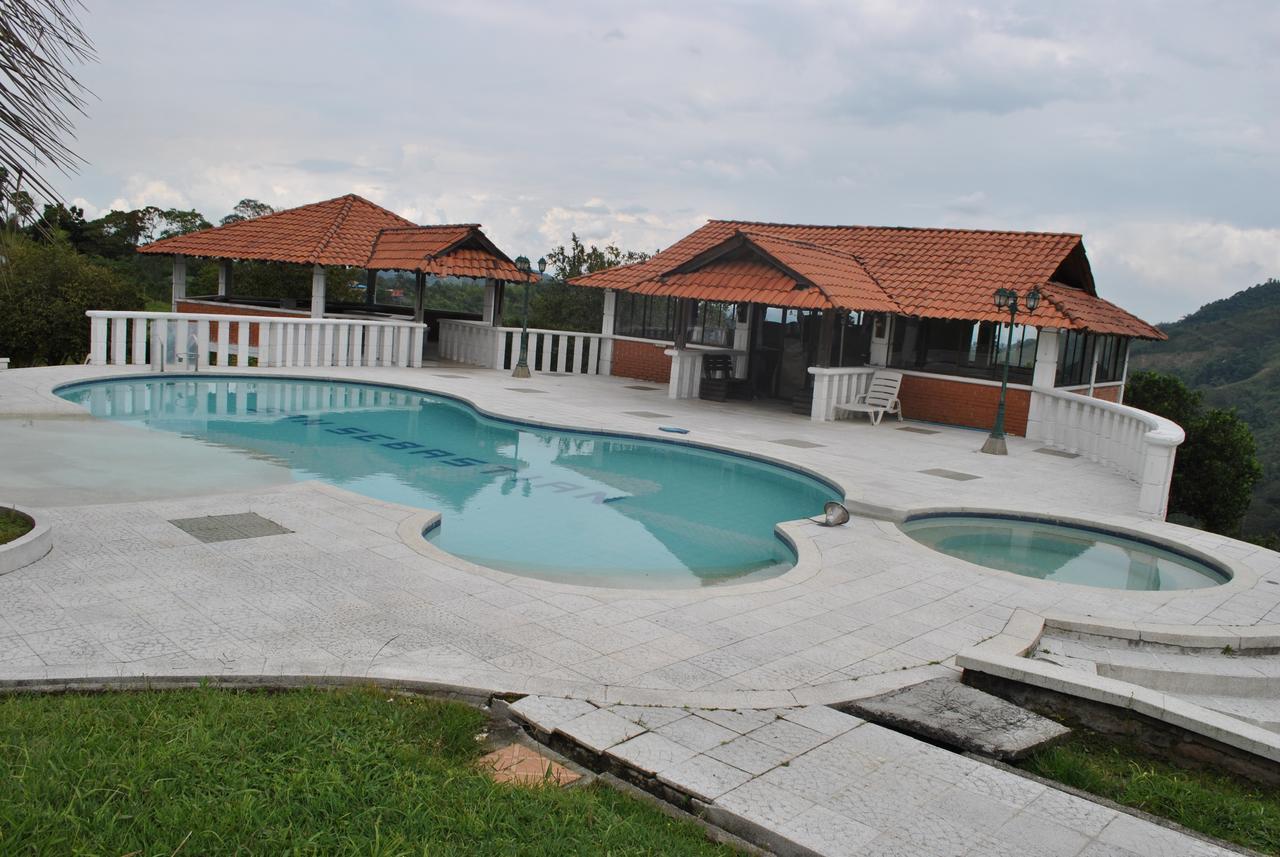 Hostal Don Bernardo Santa Rosa De Cabal Εξωτερικό φωτογραφία